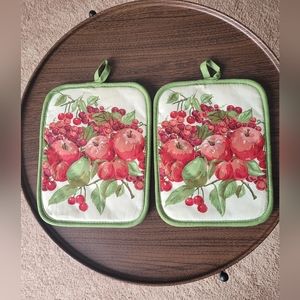 Vtg apple pot holders pre-loved